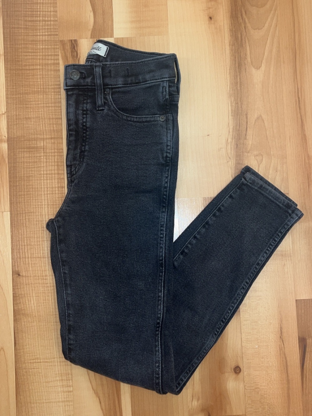 Madewell 10” High-Rise Black Skinny Jean
